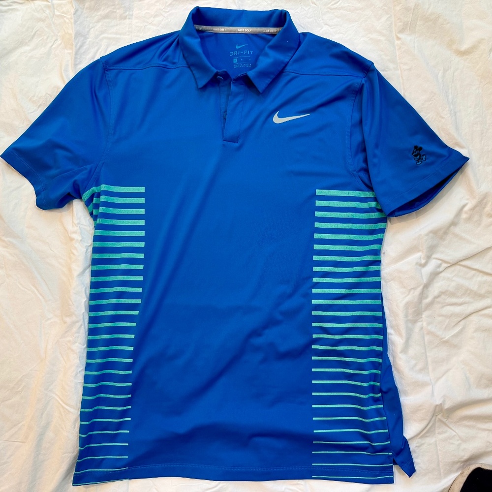Nike Dri-Fit Sky Blue Golf Shirt Men’s Medium - Mickey Mouse Disney Parks Logo